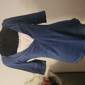 🧚🏾‍♂️super cute y2k shirt!! 🧚‍♂️